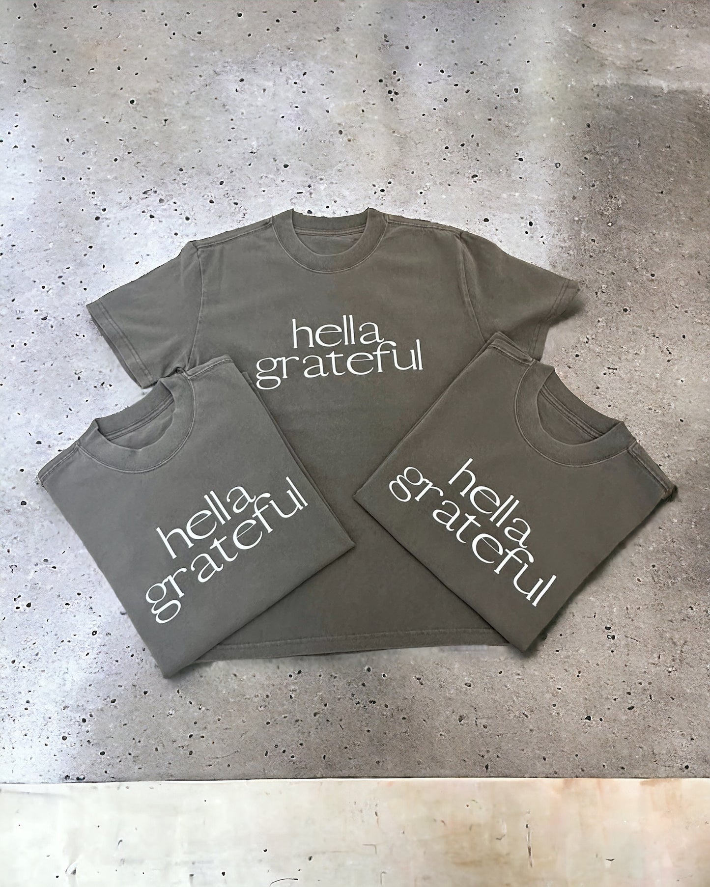 Hella Grateful T-shirt (Faded Grey)