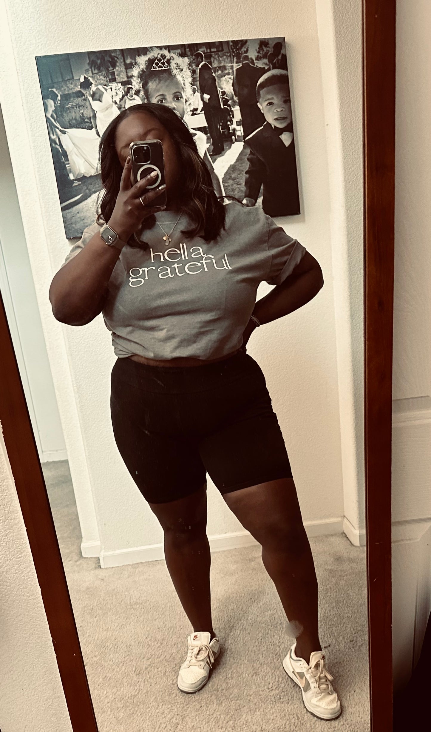 Hella Grateful T-shirt (Faded Grey)